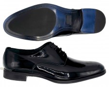 ALMANSA. COMFORTABLE PATENT LEATHER SHOES WITH RUBBER SOLES.